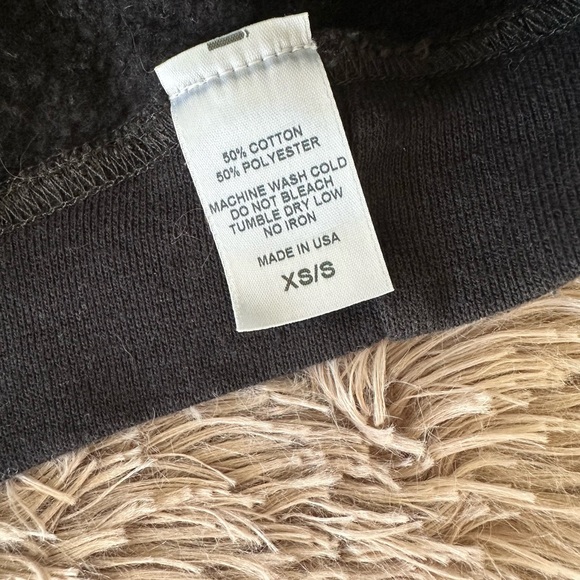 Yo Mama’s Bootleg CC Chanel Logo Sweatshirt - Picture 5 of 5